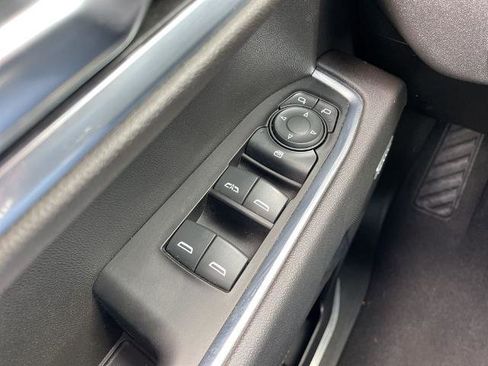 Used 2022 Chevrolet Silverado 1500 RST w/ Convenience Package II AWD/4WD image 26