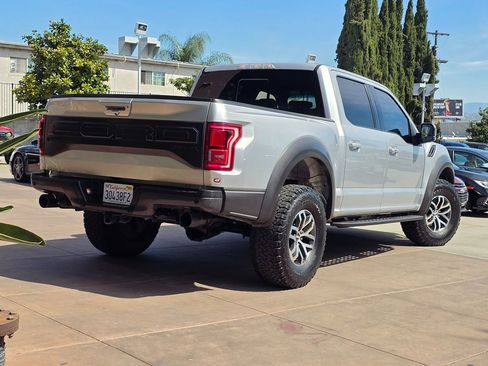 Used 2018 Ford F150 Raptor w/ Equipment Group 802A Luxury image 12
