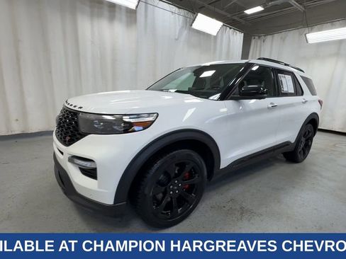 Used 2020 Ford Explorer ST w/ ST Street Pack image 6