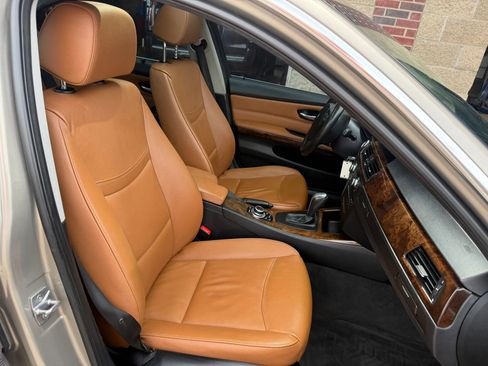 Used 2011 BMW 335d Sedan RWD image 12