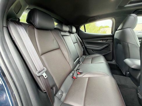 Used 2019 MAZDA MAZDA3 AWD Hatchback w/ Premium Pkg image 18