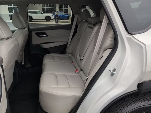 Used 2023 Nissan Rogue SL w/ SL Premium Package AWD/4WD image 33