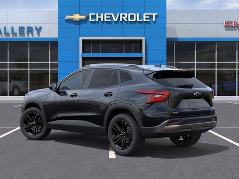 New 2026 Chevrolet Trax ACTIV FWD image 3