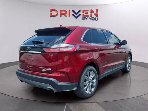 Used 2019 Ford Edge Titanium w/ Equipment Group 301A FWD image 5
