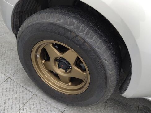 Used 2019 Nissan Frontier SV RWD image 31