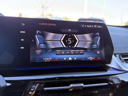 Used 2025 BMW X1 xDrive28i image 28