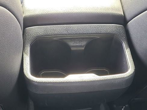 Used 2021 Toyota Tacoma image 16