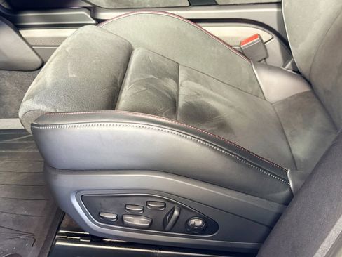 Used 2023 Porsche Taycan GTS image 19