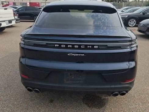 Used 2024 Porsche Cayenne Coupe image 5