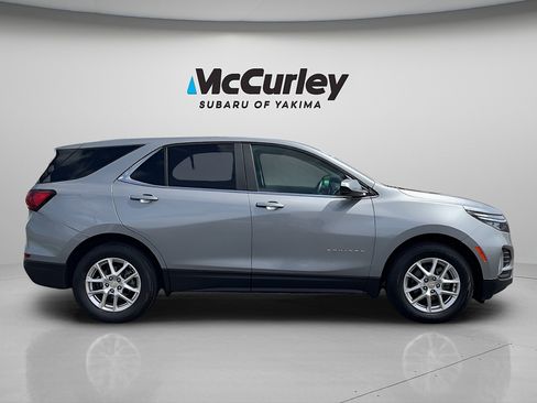 Used 2024 Chevrolet Equinox LT AWD/4WD image 8