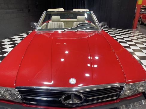 Used 1989 Mercedes-Benz 560 SL image 31