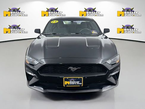 Used 2019 Ford Mustang Coupe w/ Equipment Group 101A RWD image 2