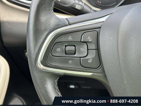 Used 2021 Buick Encore GX Essence w/ Experience Buick Package AWD/4WD image 22