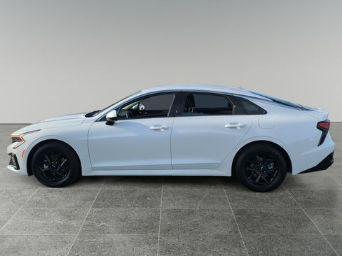 Used 2025 Kia K5 LXS image 2