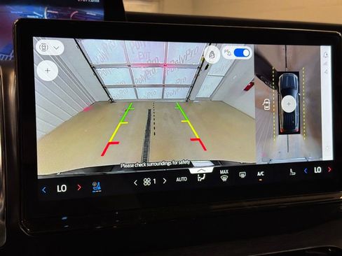 Used 2025 Ford Expedition Max Platinum image 42