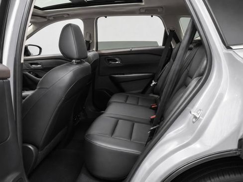 Certified 2023 Nissan Rogue SV w/ SV Premium B Package AWD/4WD image 32