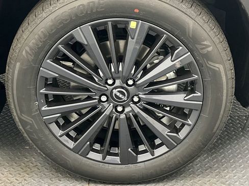 New 2026 Nissan Pathfinder SL w/ SL Premium Package AWD/4WD image 18