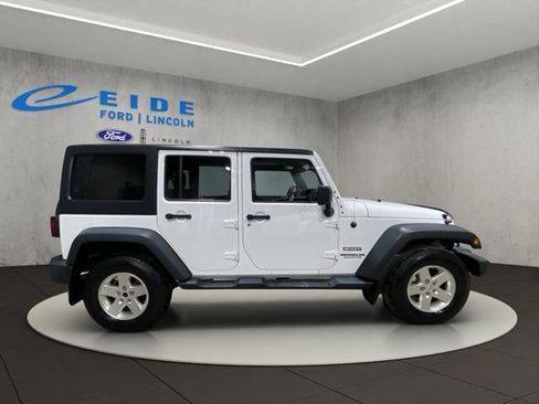 Used 2012 Jeep Wrangler Unlimited Sport w/ PWR Convenience Group AWD/4WD image 7