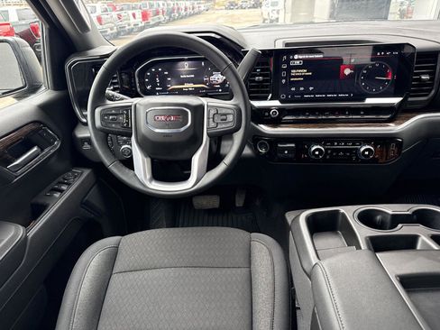 New 2026 GMC Sierra 1500 Elevation image 22
