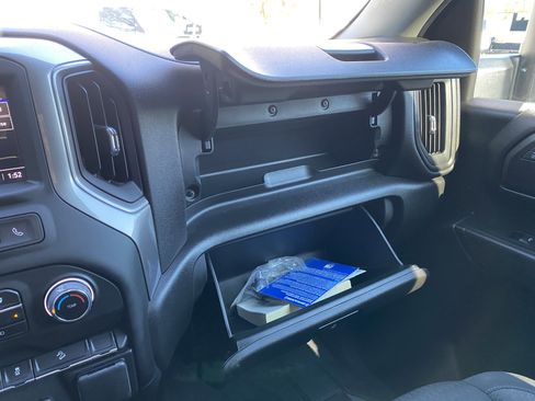 Used 2024 Chevrolet Silverado 2500 Custom w/ Custom Value Package image 29