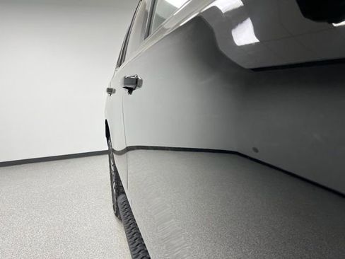 Used 2025 Chevrolet Tahoe Z71 w/ Comfort Package image 13