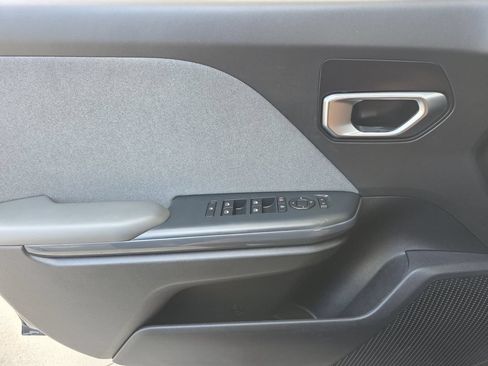 Used 2025 Kia K4 EX FWD image 19