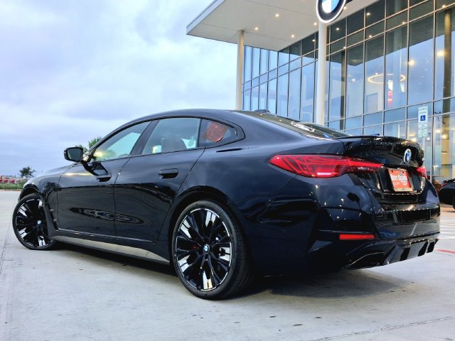 New 2026 BMW M440i w/ Premium Package RWD image 5