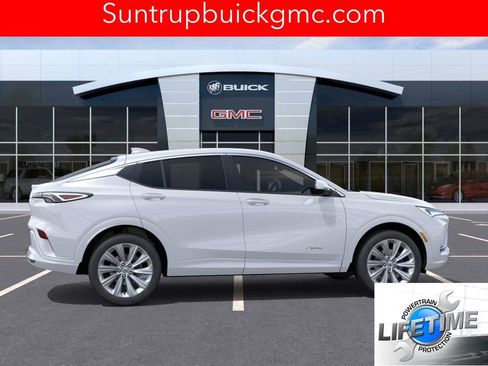 New 2026 Buick Envista Avenir image 5
