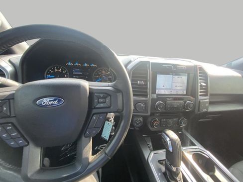Used 2017 Ford F150 XLT w/ Equipment Group 302A Luxury AWD/4WD image 14