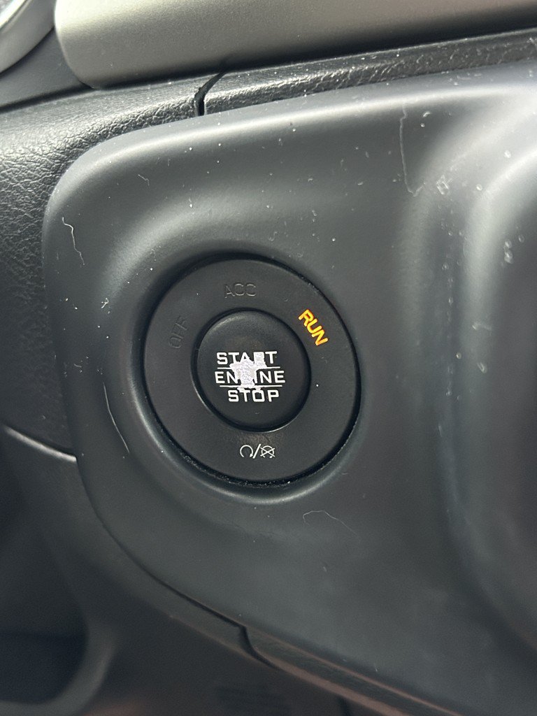 Used 2018 Jeep Wrangler Unlimited Sport AWD/4WD image 17