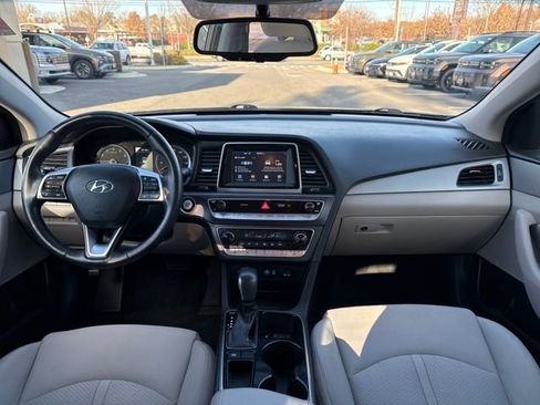 Used 2019 Hyundai Sonata SEL image 12