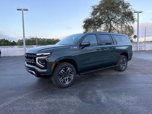 New 2026 Chevrolet Suburban Z71 w/ Comfort Package image 2