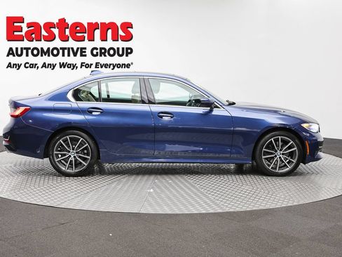 Used 2021 BMW 330i xDrive Sedan w/ Convenience Package AWD/4WD image 4