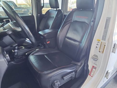 Used 2018 Jeep Wrangler Unlimited Rubicon AWD/4WD image 20