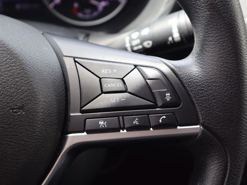 Used 2024 Nissan Sentra SV FWD image 13