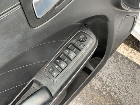 Used 2019 Dodge Charger R/T w/ Plus Group RWD image 14