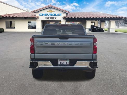 Used 2023 Chevrolet Silverado 1500 LT AWD/4WD image 7