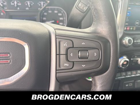 Used 2022 GMC Sierra 1500 Elevation w/ LPO, Elevation Black Package AWD/4WD image 5