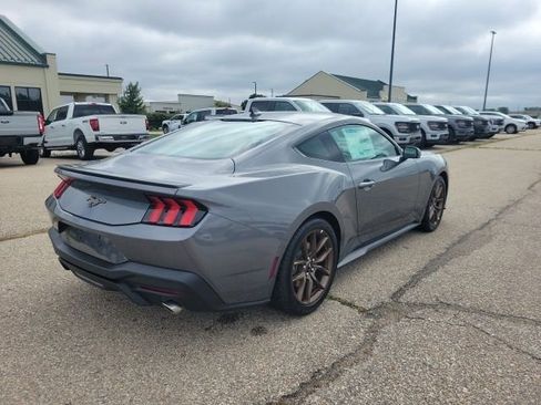 New 2025 Ford Mustang Premium image 19