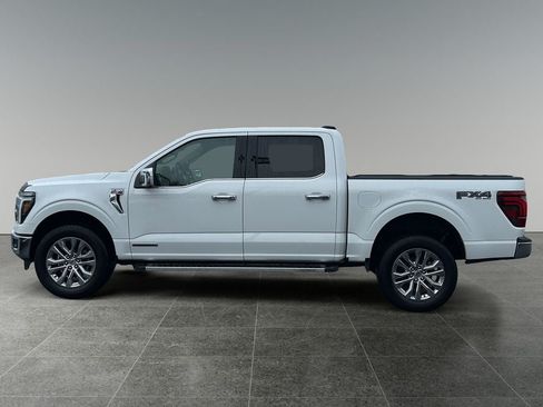 Used 2025 Ford F150 Lariat w/ FX4 Off-Road Package AWD/4WD image 4
