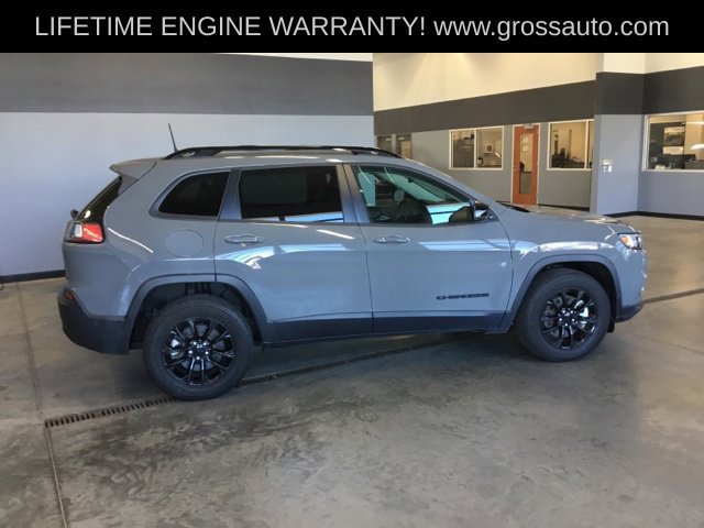 Used 2023 Jeep Cherokee Altitude Lux AWD/4WD image 9