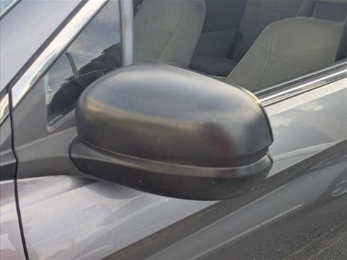 Used 2016 Honda Pilot LX image 17