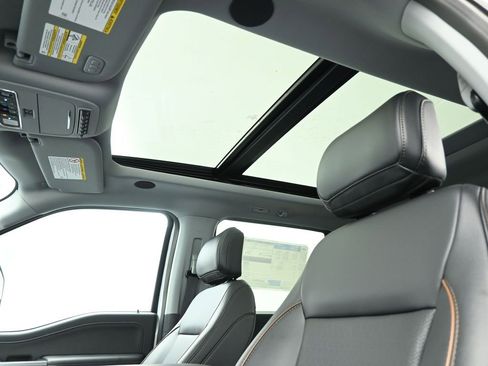 New 2026 Ford F250 Lariat w/ Tremor Off-Road Package image 21