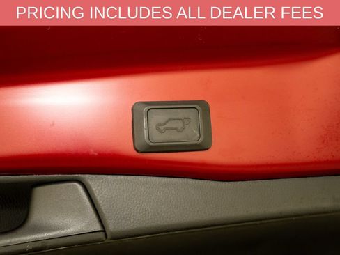 Used 2021 Toyota RAV4 Limited FWD image 6