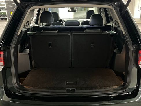Used 2021 Volkswagen Atlas SEL Premium image 40