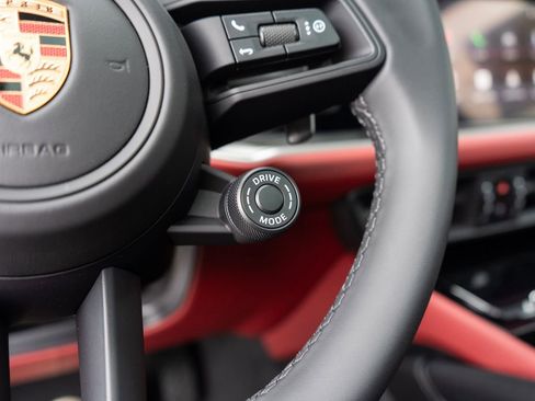 New 2026 Porsche Cayenne E-Hybrid Coupe AWD/4WD image 22