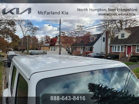 Used 2021 Jeep Wrangler Unlimited Sahara image 39