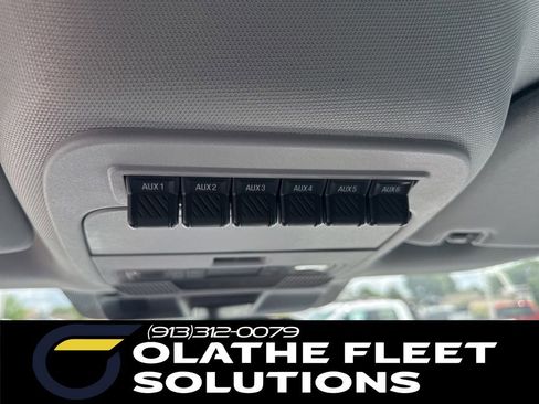 New 2025 Ford F550 4x4 Crew Cab image 10