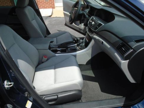 Used 2014 Honda Accord LX image 15