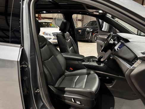 Used 2022 Cadillac XT6 Luxury image 20